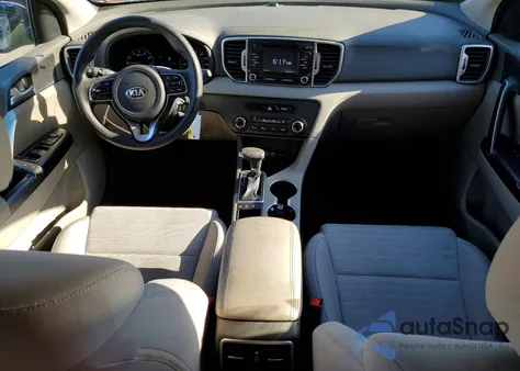 2018 Kia Sportage Lx z USA, uszkodzony, nr VIN KNDPMCAC4J7365710